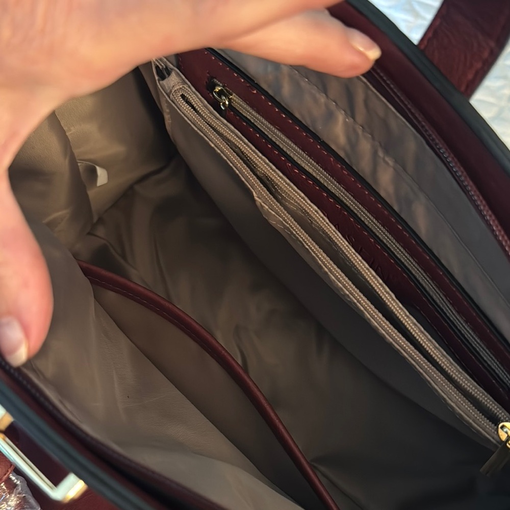 Burgundy Tote and Pouch Set - Picture 2 of 5